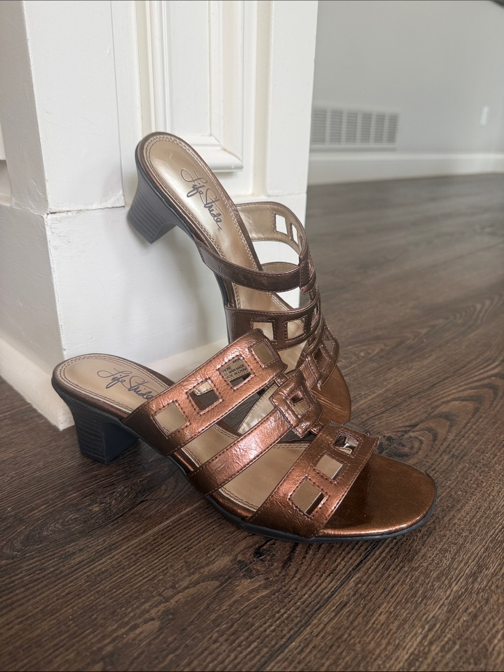 Life Stride Metallic Bronze Strappy Block Heel Sandals 8 1/2